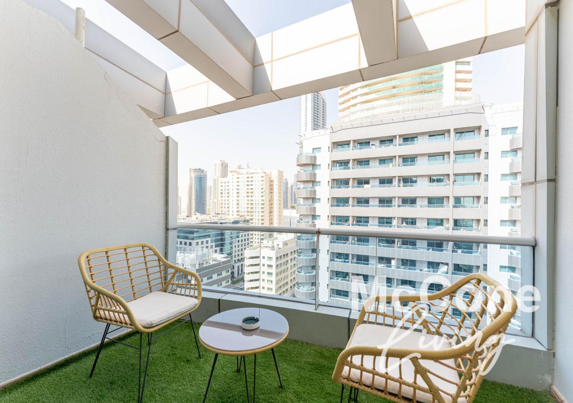 1br In Marina With Private Terrace & Pool